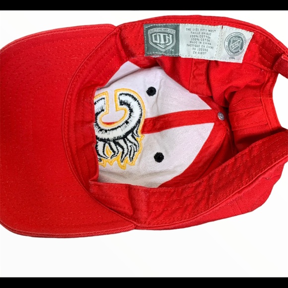 OLD TIME HOCKEY Calgary Flames Ball Cap Red One Size - Picture 8 of 8